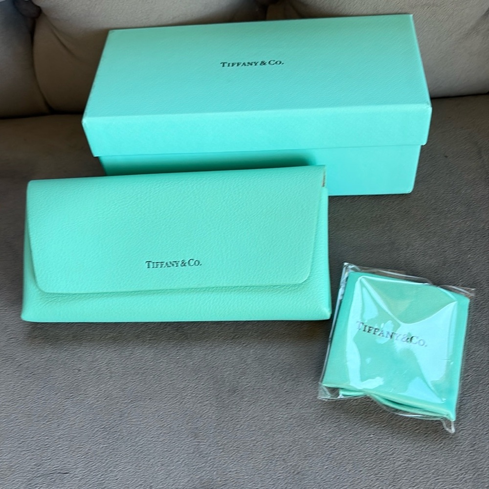 Tiffany glasses box